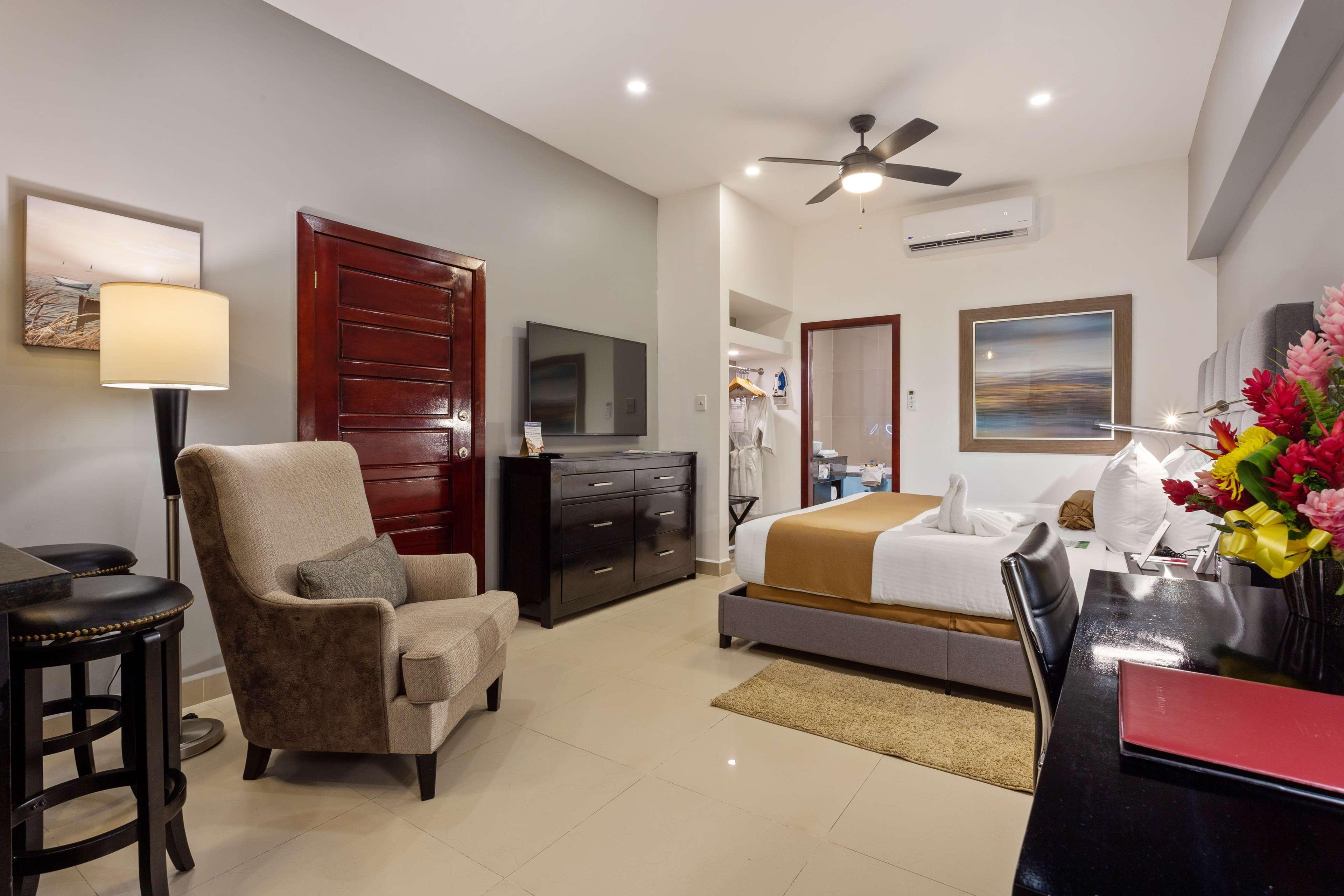 Best Western Plus Belize Biltmore Plaza Belize City Exteriér fotografie